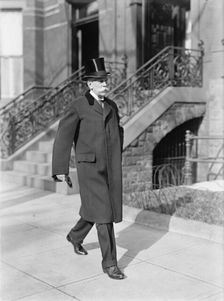 Oliver Wendell Holmes, 1914. Creator: Harris & Ewing
