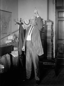Ollie M. James, Rep. from Kentucky, Speaking, 1912. Creator: Harris & Ewing