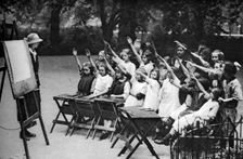 Open air class in Lincoln's Inn Fields, London, 1926-1927