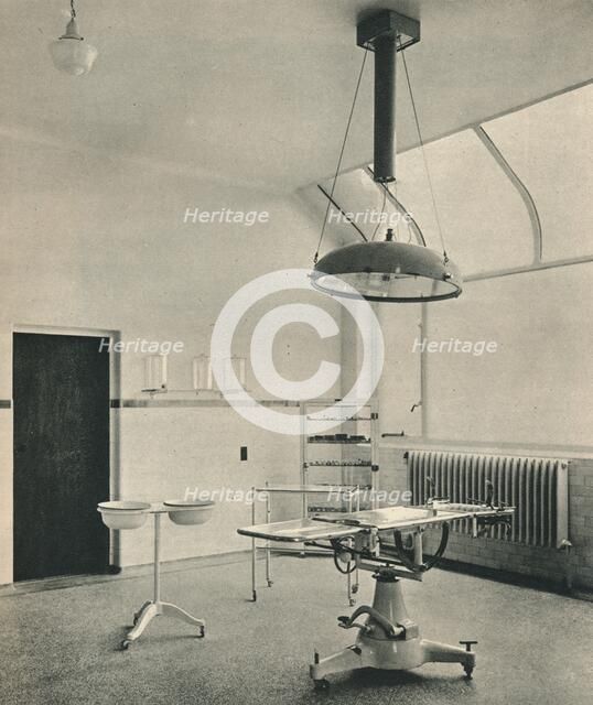'Operating Theatre, Princess Louise Kensington Hospital for Children. Architects, George Lansdown &  Artist: Unknown.