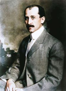 Orville Wright (1871-1948), American aeronautical pioneer. Creator: Unknown