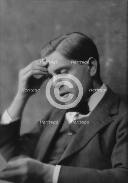 Ordynsky, Mr., portrait photograph, 1915 Nov. 7. Creator: Arnold Genthe.