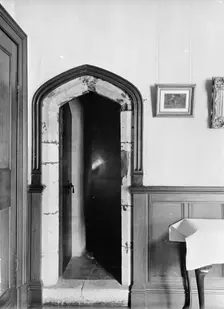 Orpington Priory, London, 9 Aug 1934. Artist: PEW Street