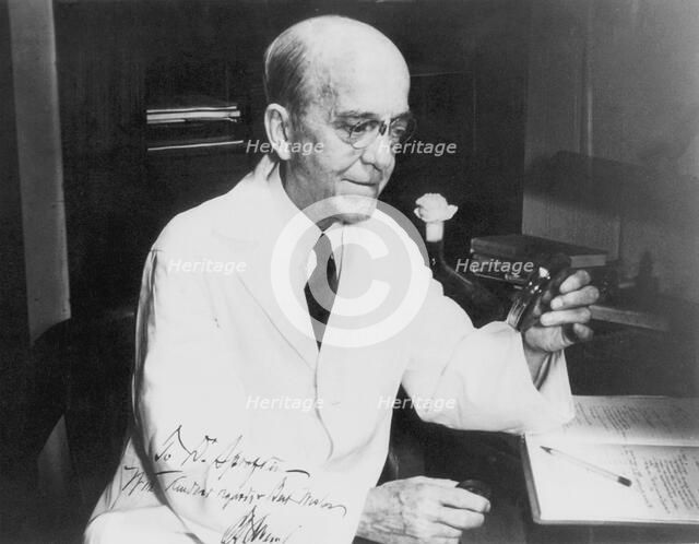 Oswald Theodore Avery, Canadian-born American bacteriologist and molecular biologist. Artist: Unknown