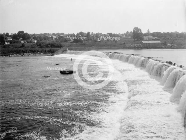 Oswego, dam at Oswego, N.Y., between 1900 and 1906. Creator: Unknown.