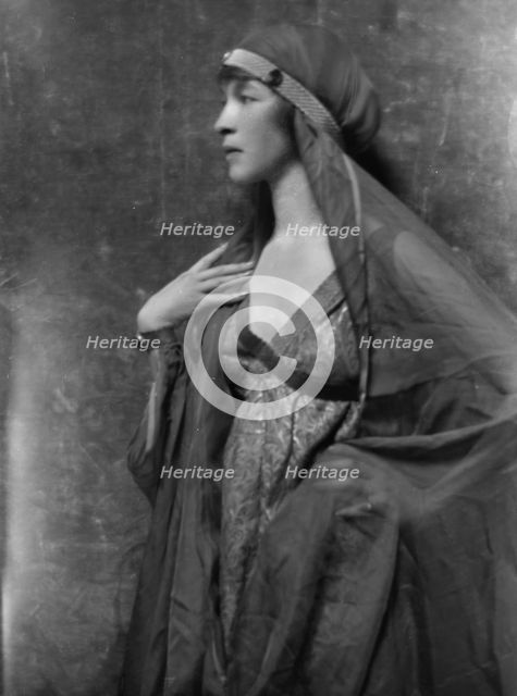 Osborn, Audrey, Miss, portrait photograph, between 1913 and 1942. Creator: Arnold Genthe.