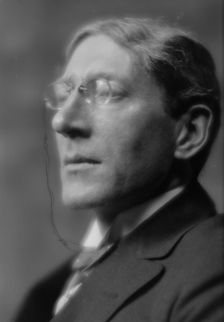 Osbourn, Lloyd, Mr., portrait photograph, 1915. Creator: Arnold Genthe