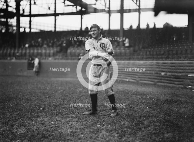 Oscar Stanage, Detroit Al (Baseball), 1913. Creator: Harris & Ewing.