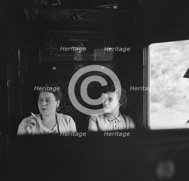 Outing of Laing's London office to Bournemouth, 30/05/1953. Creator: John Laing plc.