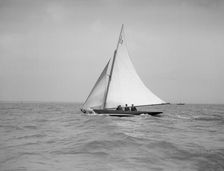 Outing on a 6 Metre sailing yacht (L22), 1912. Creator: Kirk & Sons of Cowes