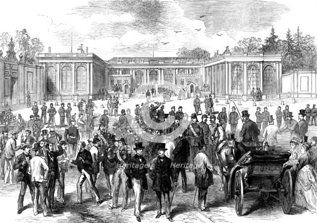 Outside the Grand Trianon during the trial of Marshal Bazaine, 1873. Creator: Unknown.