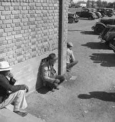 Outside FSA "grant" office during cotton pickers strike, Bakersfield, California, 1938. Creator: Dorothea Lange