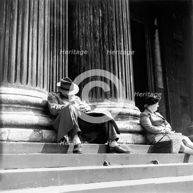 Outside London University, 1952. Creator: Henry Grant.