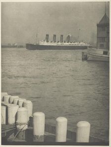 Outward Bound, The Mauretania, 1910. Creator: Alfred Stieglitz