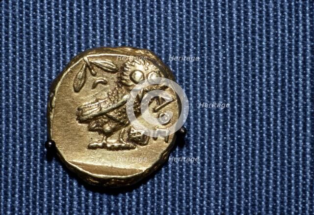 Owl on a Greek Gold Stater struck by Lachares, 300BC-295BC. Artist: Unknown.