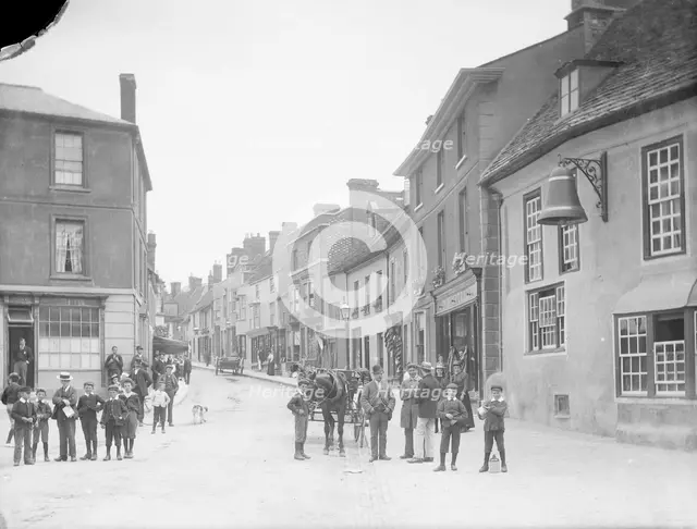 Oxford Street, Faringdon, Oxfordshire, 1895. Artist: Henry Taunt
