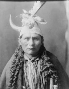 Oyegi-a ye ("Frost Moving"), Santa Clara Governor, c1905. Creator: Edward Sheriff Curtis