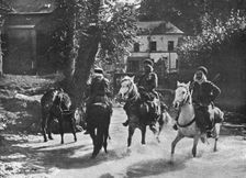 L'Afrique et l'orient dans les brumes du nord; Le front de France 1914. Creator: Unknown