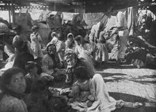 L'aide Francaise aux Armeniens; Campes sur le pont du croiseur ou'ils avaient..., 1915 (1924). Creator: Unknown