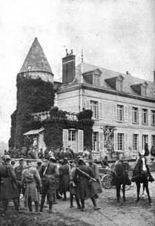 L "amalgame franco-americain"; Le poste de commandement d'une brigade americaine..., 1918. Creator: Unknown