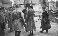 L "amalgame franco-americain"; rencontre du general Pershing et du general Micheler..., 1918. Creator: Unknown
