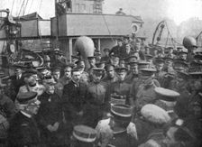 L'Arrivee du General Pershing; Les receptions officielles a bord de l'Invicta 1917. Creator: Unknown
