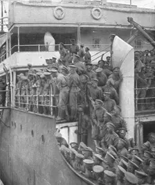 'L'arrivee des russes; Sur le Latouche-Treville 1916 (1924) Creator: Unknown