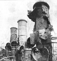 L'attaque navale de Zeebrugge et Ostende; Le 23 avril 1918, au matin, un raid naval..., 1918. Creator: Unknown