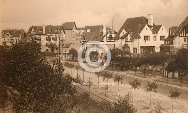 'L'Avenue Elisabeth',  c1900. Creator: Unknown.