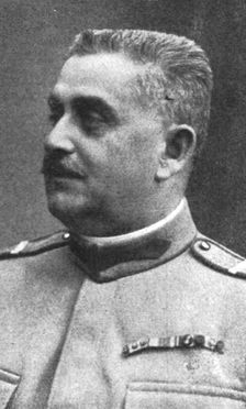 L'entrée de l'armee Roumaine en Transylvanie; Le general Iliescu, chef d'etat-major gen..., 1916. Creator: Julietta
