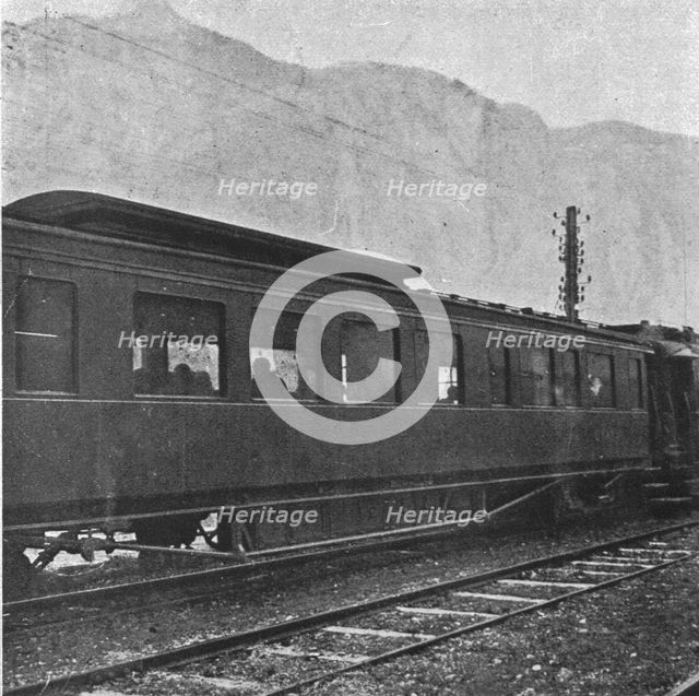 'L'entrevue des generaux Cadorna, Joffre et de Castelnau a Saint-Michel-de-Maurienne; le..., 1916. Creator: Unknown.