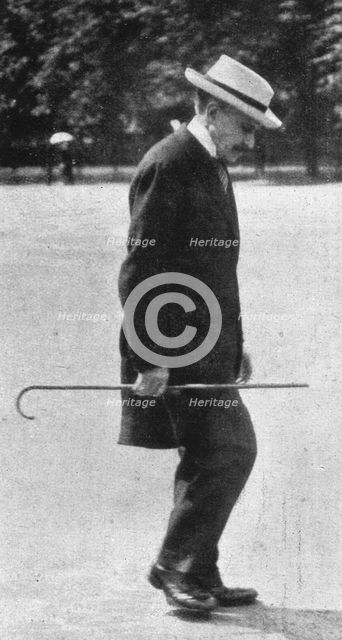 'L'etat de Guerre; Le prince Lichnowsky, ambassadeur d'Allemagne a Londres', 1914. Creator: Unknown.