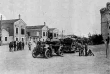 'L'etat de siege a Salonique; Auto-canon en batterie pres de la Tour Blanche 1916. Creator: Unknown