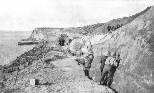 'L'expedition des Dardanelles, L'attaque par voie de terre..., 1915 (1924) Creator: Unknown.