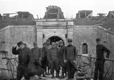 'L'Heroique Defense de Troyon; l'entrée principale du fort de Troyonau du bombardement 1914. Creator: Unknown