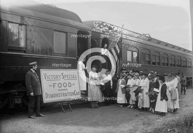L.I.R.R. Food Train, 1918. Creator: Bain News Service.