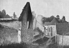 L'immense champ de Bataille; Pres de Meaux, au village de Chauconin 1914. Creator: Unknown