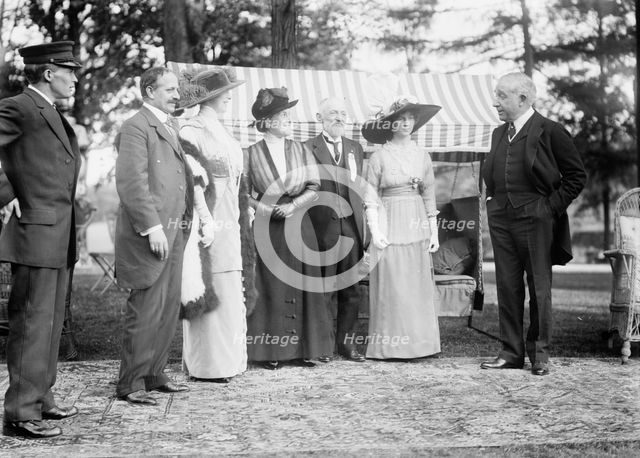 L.L. Bonheur; Mrs. Cochran [i.e., Cockran]; O. Straus & wife; Mrs. T. Roosevelt, Jr.; B..., 1912. Creator: Bain News Service.