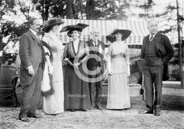 L.L. Bonheur; Mrs. Cochran [i.e., Cockran]; O. Straus & wife; Mrs. T. Roosevelt, Jr..., 1912. Creator: Bain News Service.