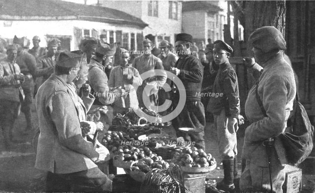 'L'Occupation Francaise en Bulgarie; Nos soldats au marche de Kustendil', 1918. Creator: Unknown.