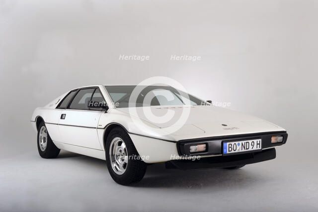 Lotus Esprit 1977 from the James Bond film The Spy Who Loved Me. Artist: Simon Clay.