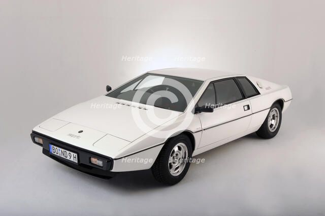 Lotus Esprit 1977 from the James Bond film The Spy Who Loved Me. Artist: Simon Clay.