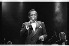 Lou Rawls, Royal Albert Hall, 1990. Artist: Brian O'Connor