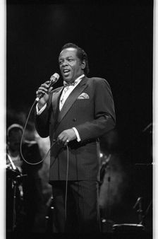 Lou Rawls, Royal Albert Hall, 1990. Artist: Brian O'Connor