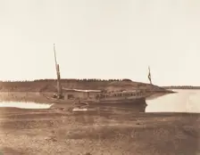 Louksor, Petit Bras du Nil - Barque de Voyageurs, 1851-52. Creator: Félix Teynard