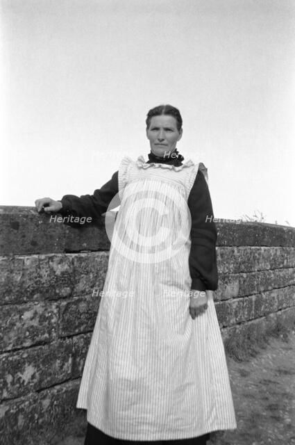 Louie Hooper, Hambridge, Somerset, 1903-1906. Artist: Cecil Sharp