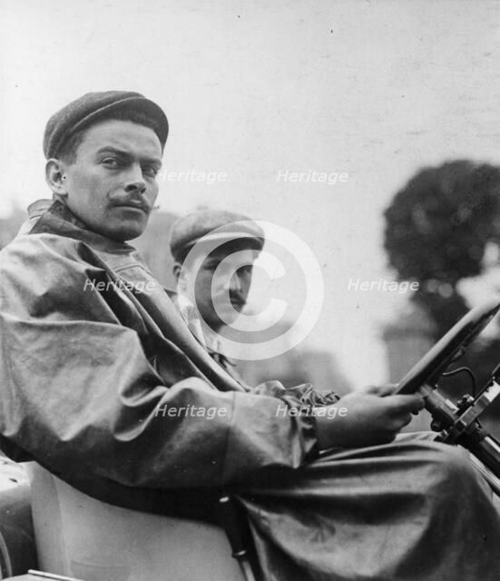 Louis Wagner in a Darracq. Artist: Unknown