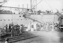 Loading MEADE - League Isl'd., 1913. Creator: Bain News Service