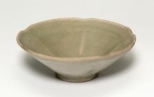Lobed Bowl with Phoenix, Tang dynasty (618-907) or Five Dynasties period, late 9th/early 10th cent. Creator: Unknown