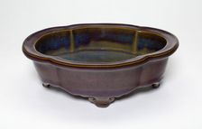Lobed Basin for Flowerpot with Four Cloud-Shaped Feet, Yuan (1271-1368)/Ming dynasty, 14th cent. Creator: Unknown